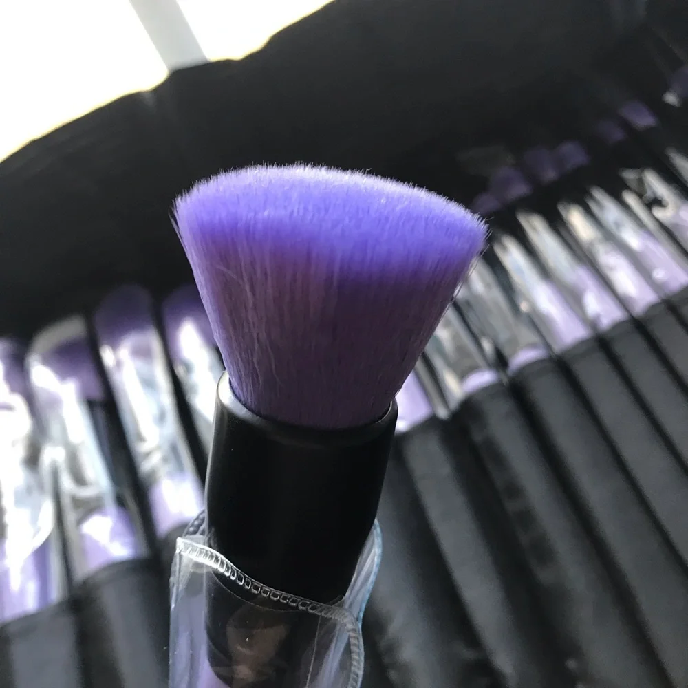 Brush Affair Vanity Collection